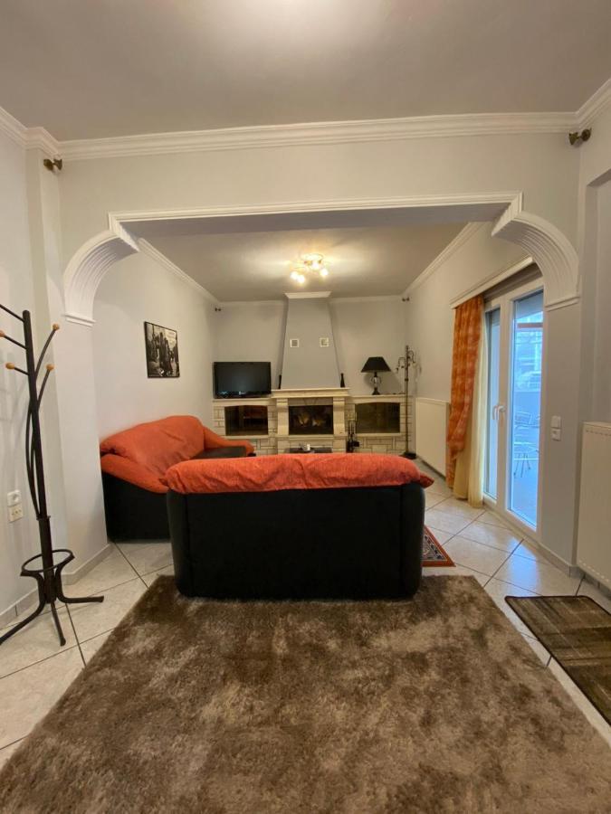 Sitara'S House Apartment Karpenisi Ngoại thất bức ảnh